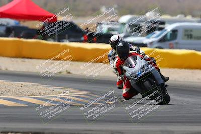 media/Apr-10-2022-SoCal Trackdays (Sun) [[f104b12566]]/Turn 2 (1135am)/